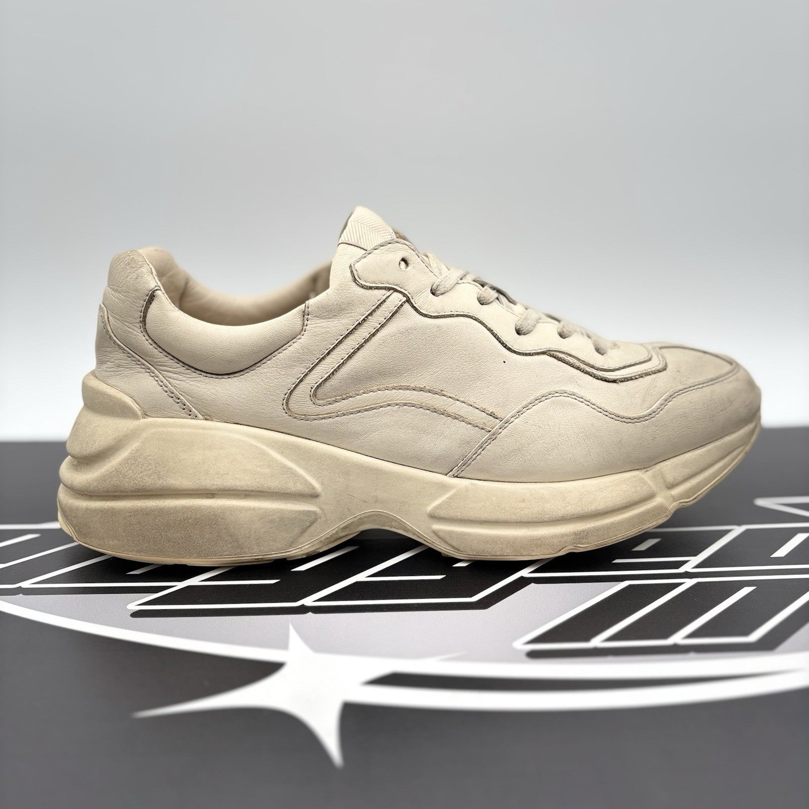 Size 9.5 G (10 US) Gucci Rhyton ' Off White '