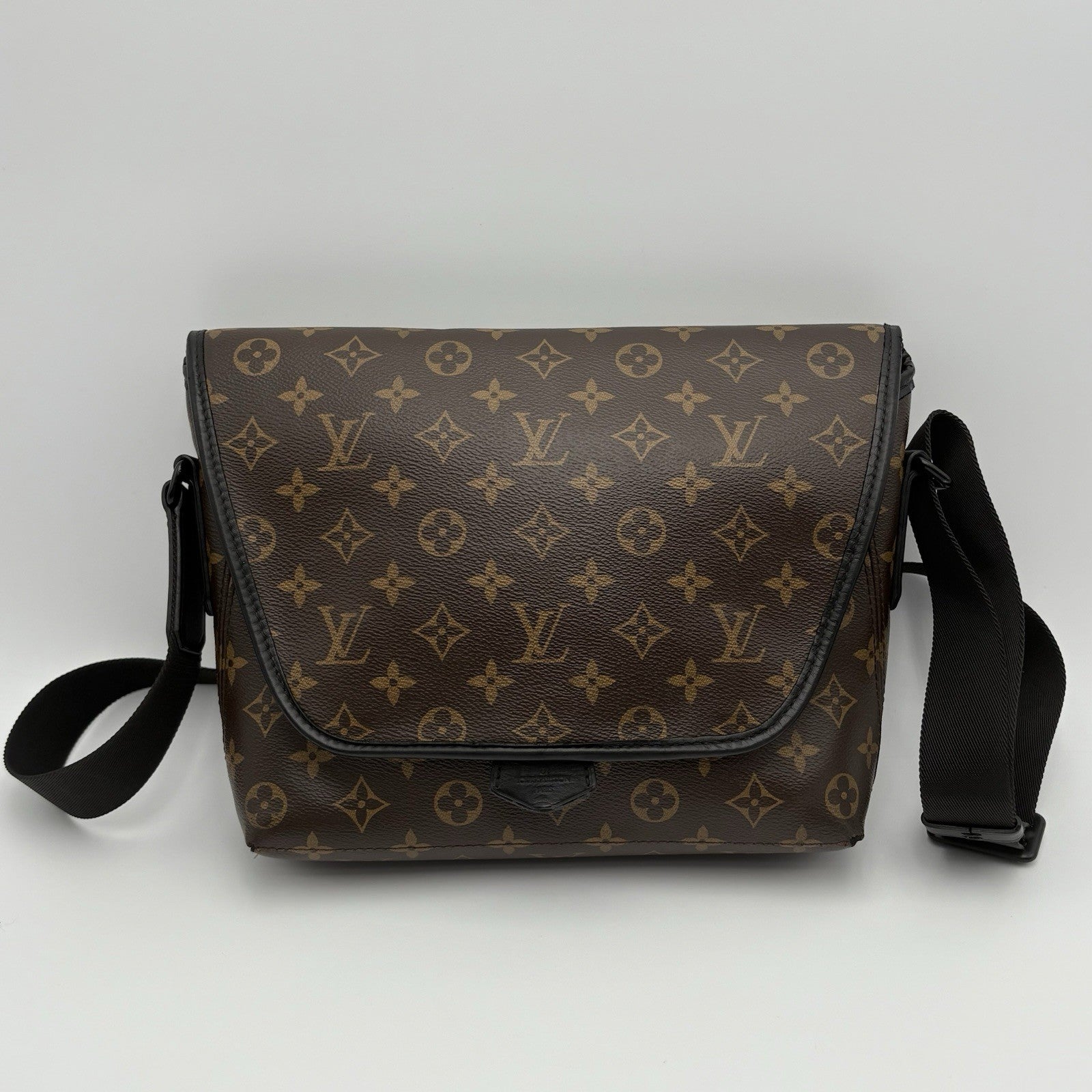 Louis Vuitton Monogram Messenger Bag ' Brown ' | GREAT CONDITION!