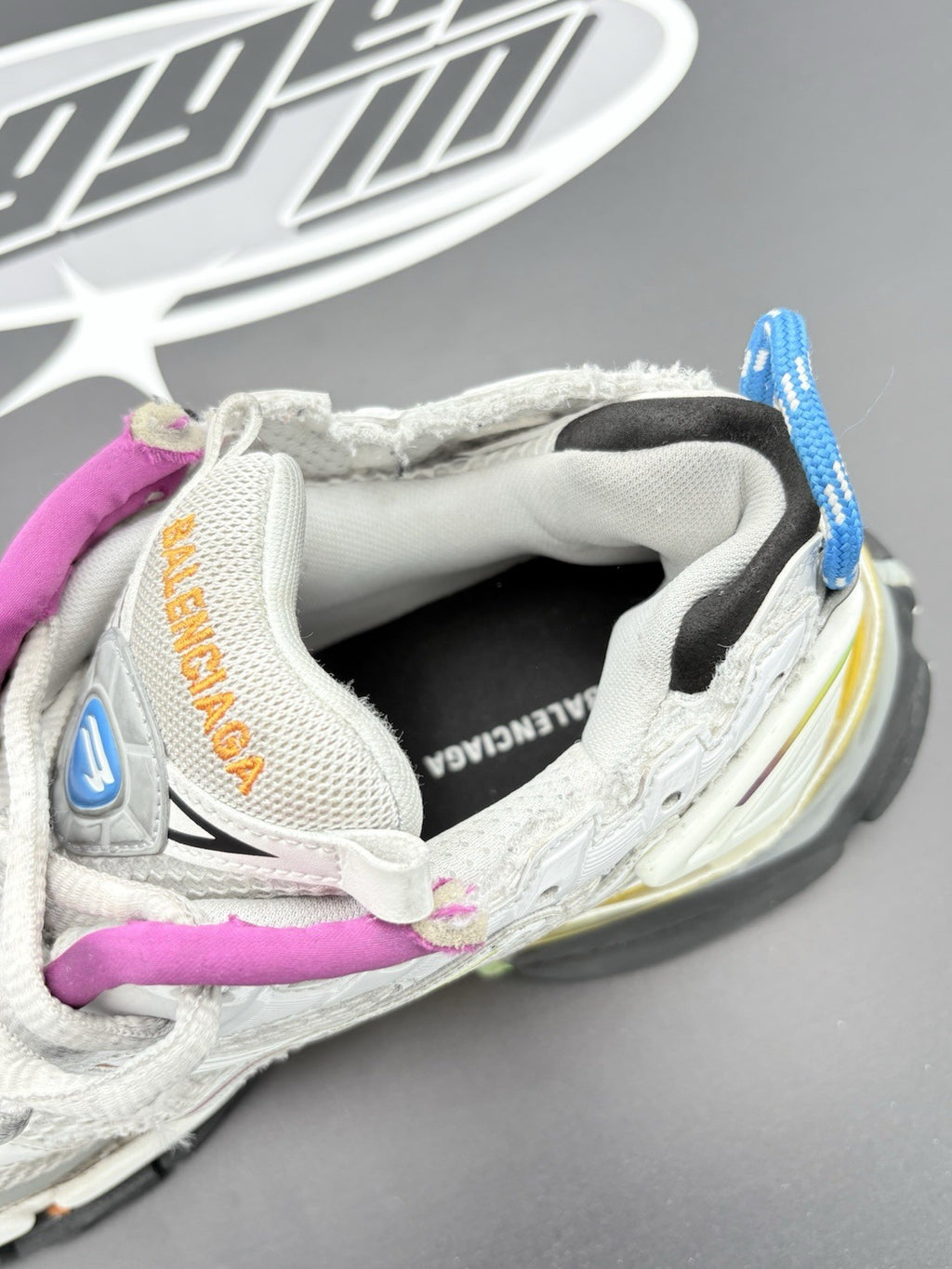 Size 44 (11 US) - Balenciaga Runner ' Gradient White ' | SUPER CLEAN!