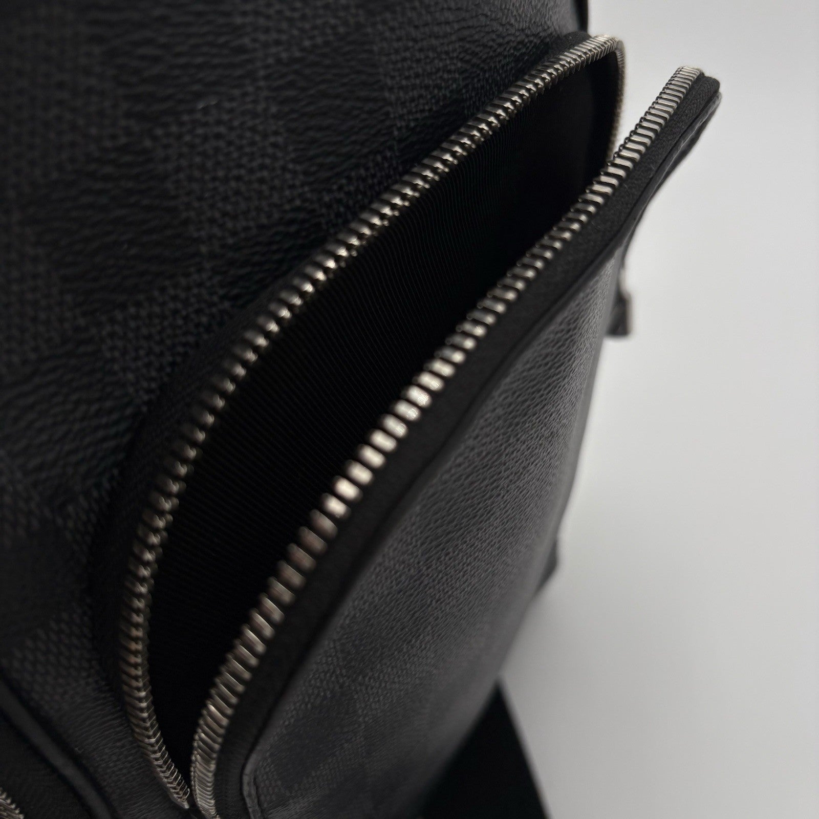 Louis Vuitton Sling Bag Damier Graphite Canvas ' Black ' | SUPER CLEAN!