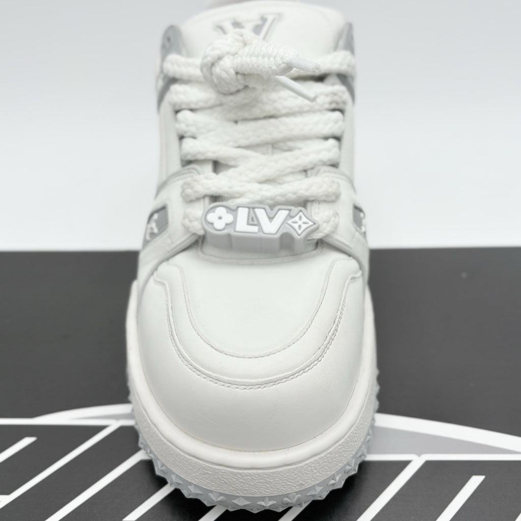Size 10 LV (11-11.5 US) - Louis Vuitton Maxi ' White Grey ' | SUPER CLEAN!