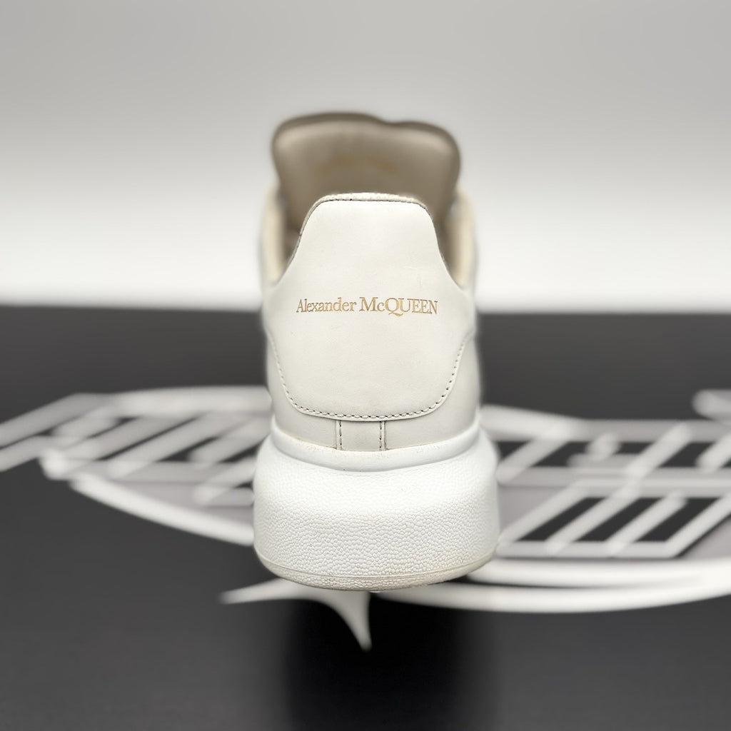Size 42.5 (9.5 US) Alexander McQueen Oversized ‘ White ' | GOOD COND!
