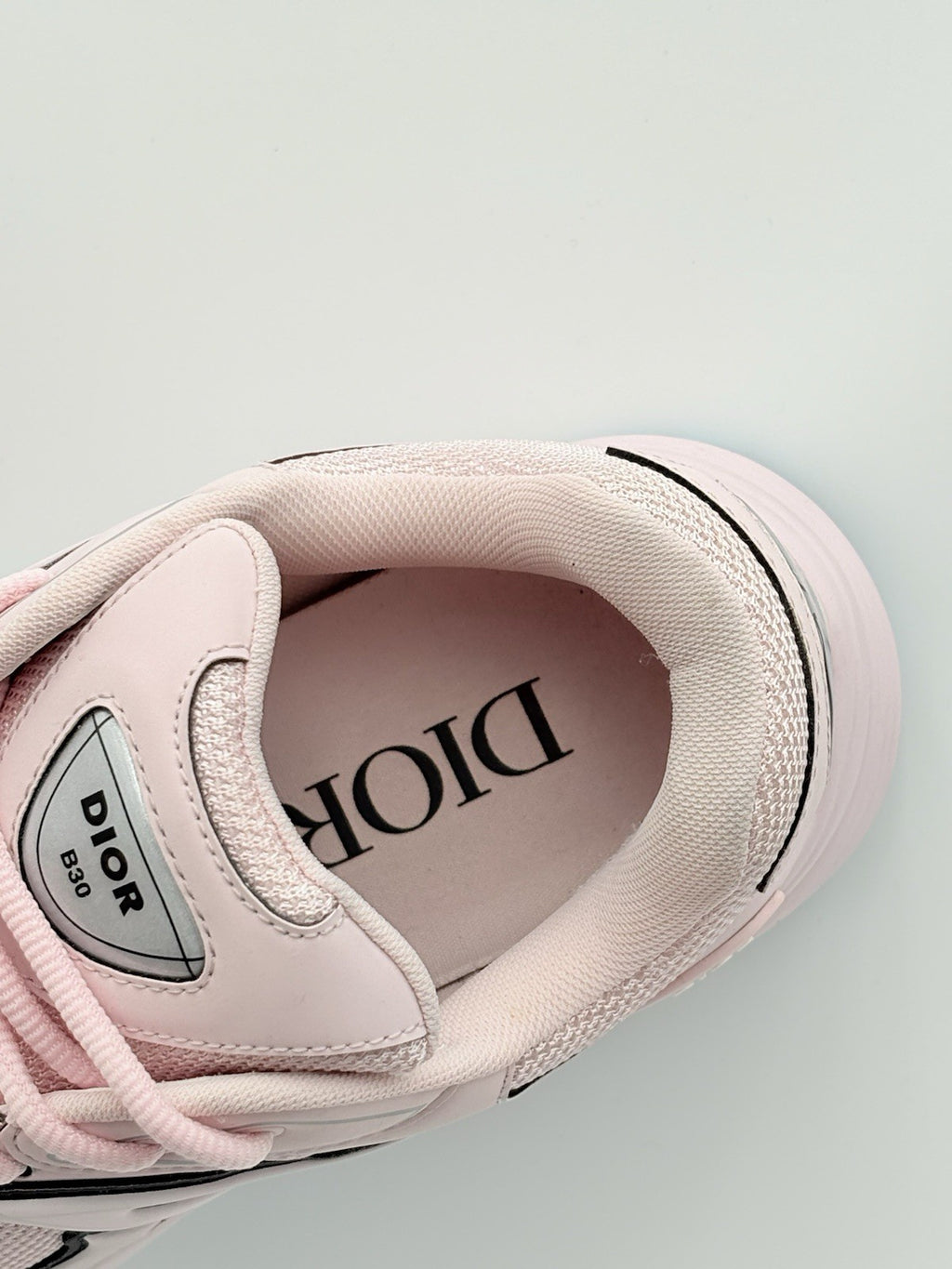 Size 41 (8 US) Dior B30 Reflective ' Pale Pink Blue ' | GREAT CONDITION!