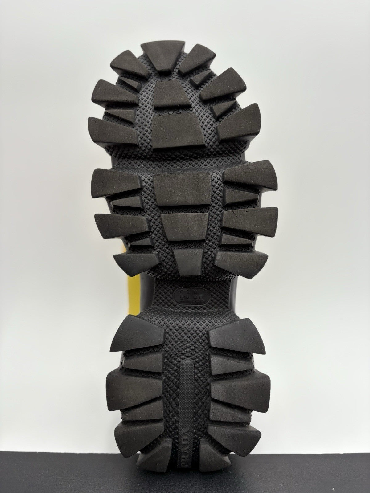 Size 9 UK 10 US) - Prada Cloudbust Thunder ' Yellow Black ' | SUPER CLEAN!