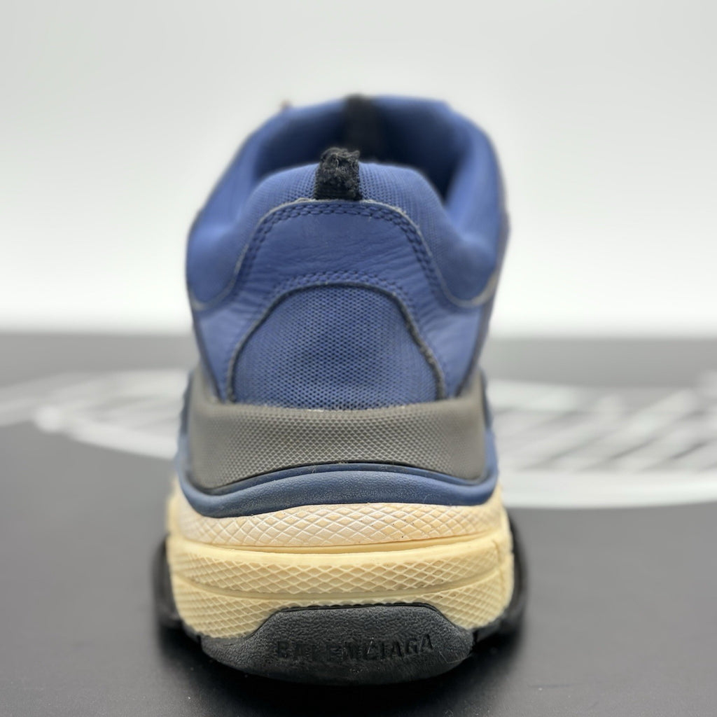 Size 47 (14 US) - Balenciaga Triple S ' Cool Blue Grey '