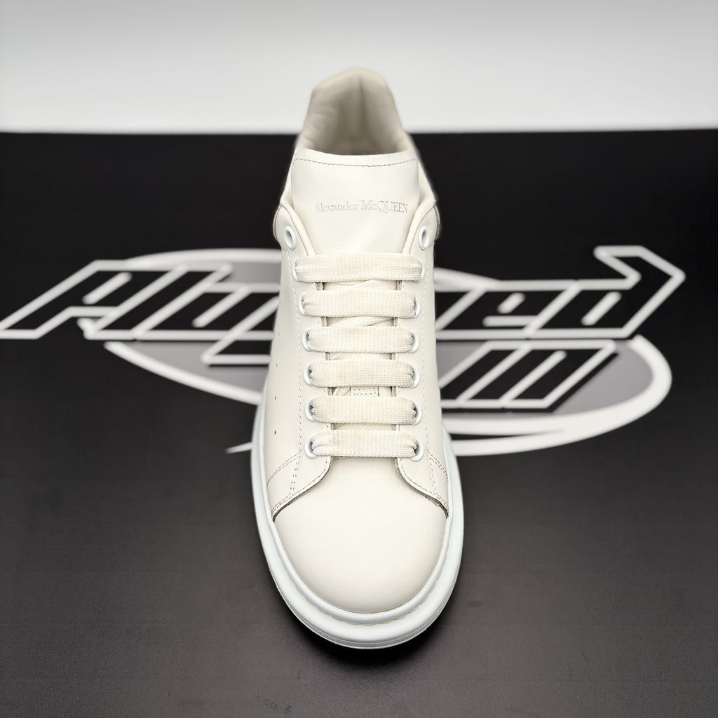 Size 43 (10 US) - Alexander McQueen ‘ Shock Pink ‘ | GREAT CONDITION!