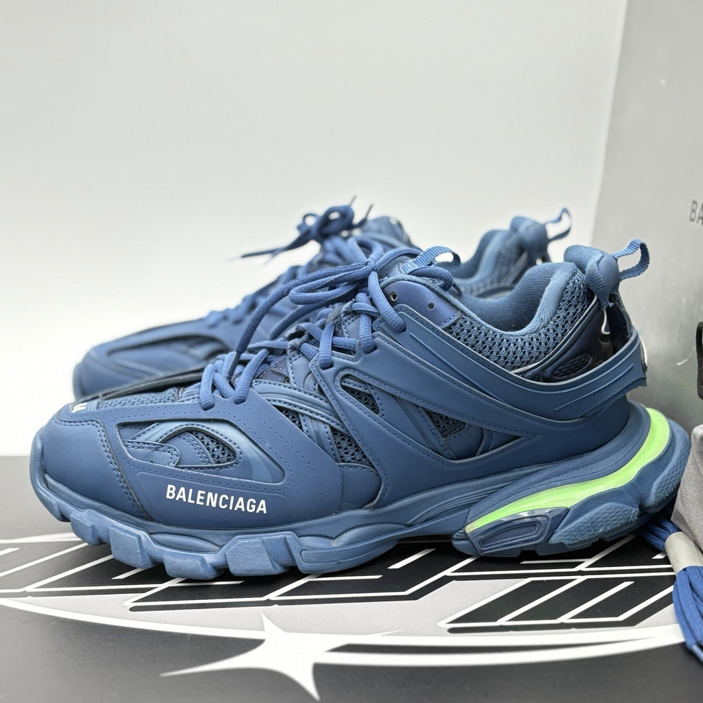 Size 44 (11 US) - Balenciaga Track LED Sneaker ' Navy ' | GREAT CONDITION!