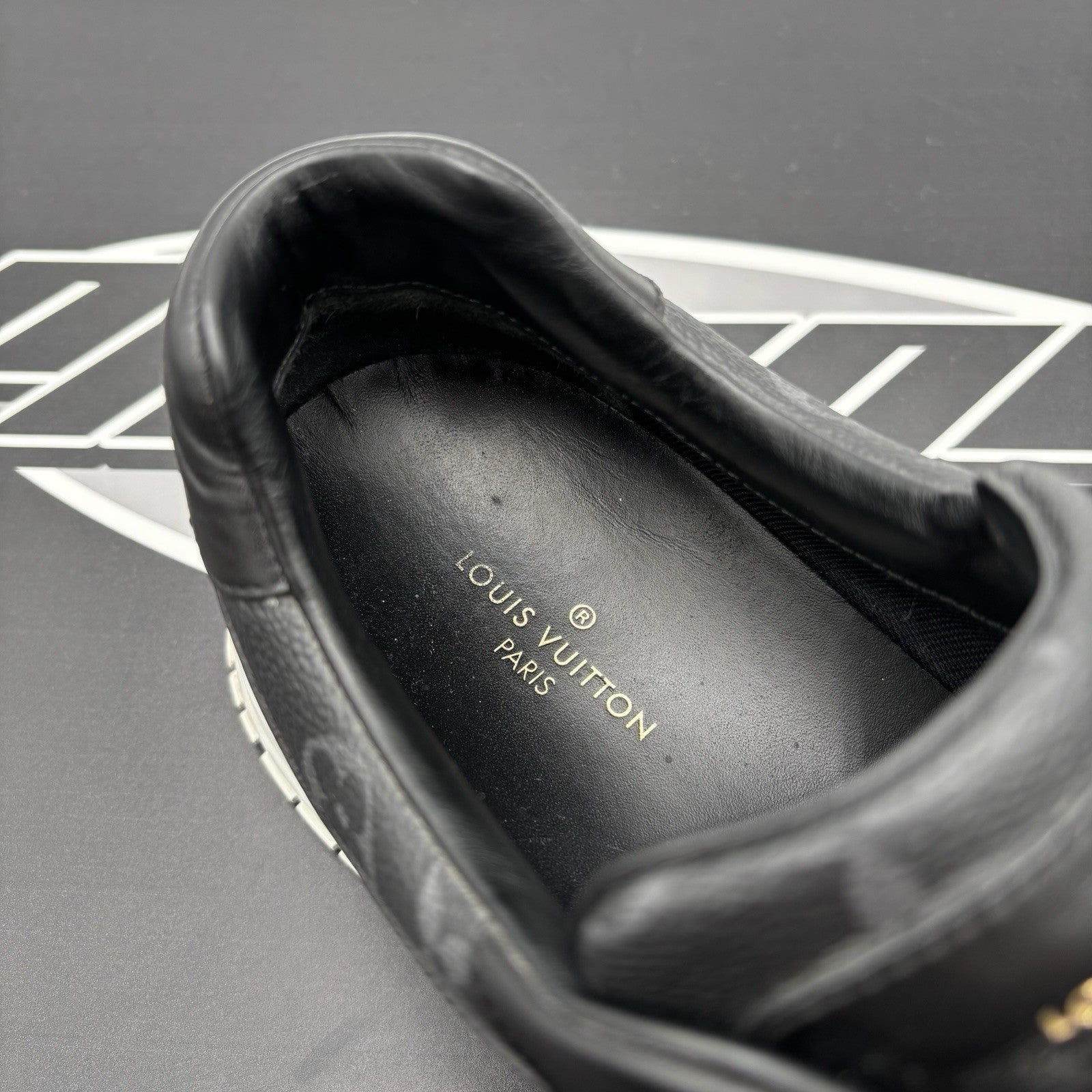 Size 9.5 LV (10.5-11 US) Louis Vuitton Runaway ' Black White ' | GREAT COND!