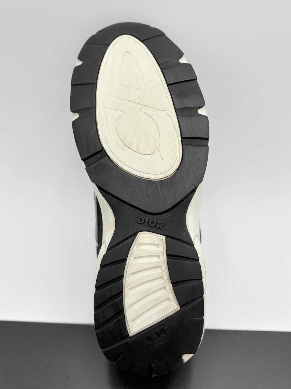 Size 44 (11 US) - Dior B30 ' Black White ' | GOOD CONDITION!