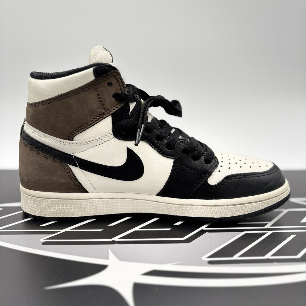Size 8.5 - Air Jordan 1 Retro OG High ' Dark Mocha ' | GOOD CONDITION!