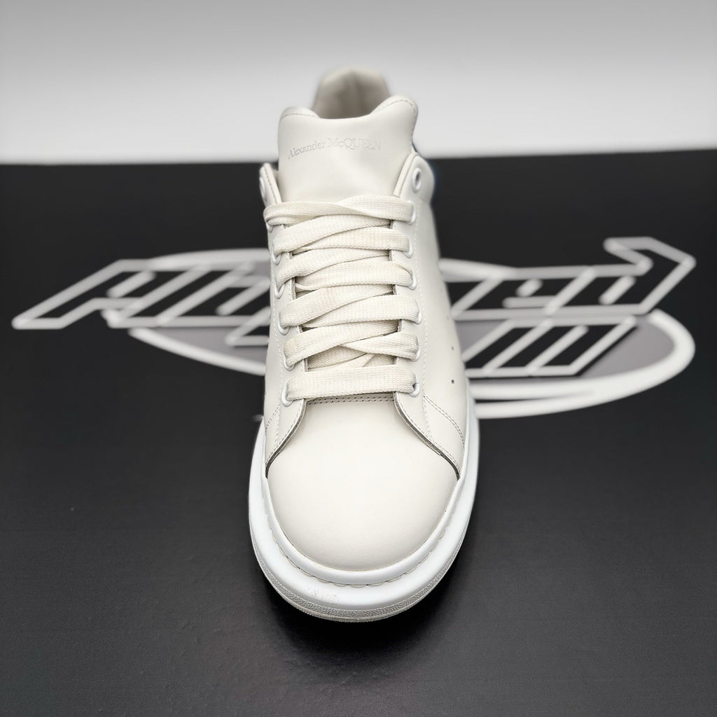 Size 45 (12 US) - Alexander McQueen Oversized ' White, Blue ' | GREAT CONDITION!