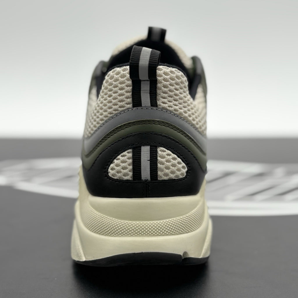 Size 43 (10 US) - Dior B22 Sneaker ' Khaki Pistachio ' | SUPER CLEAN!