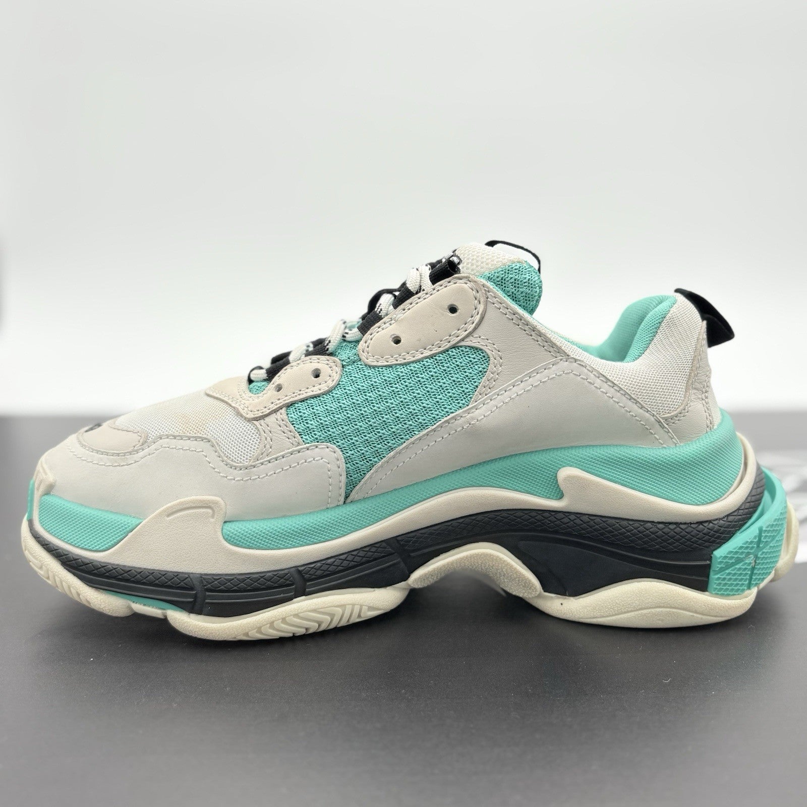 Size 40 - Balenciaga Triple S ' White Teal ' | GREAT CONDITION!