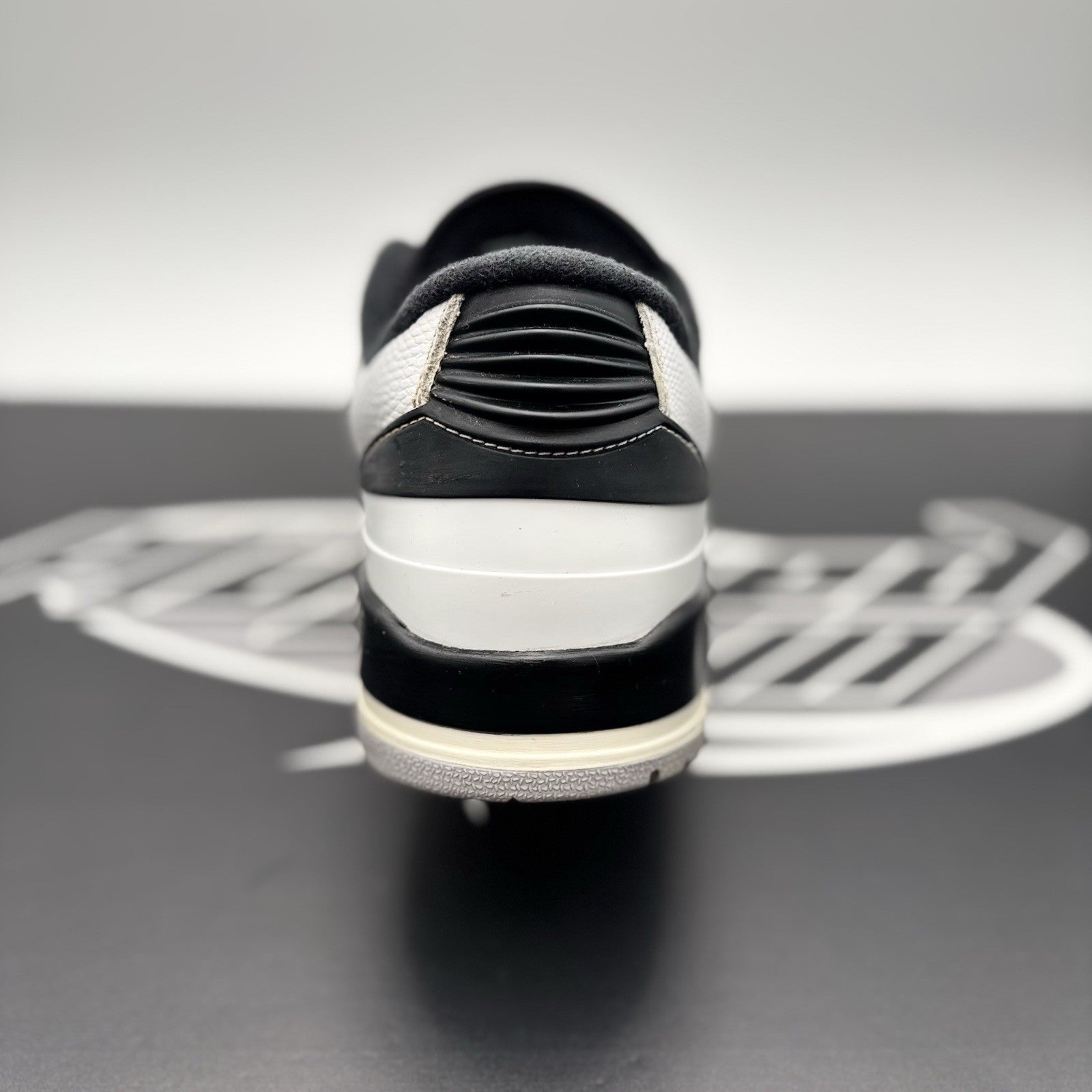 Size 11 - Air Jordan 2 Low ' White Black ' | GOOD CONDITION!