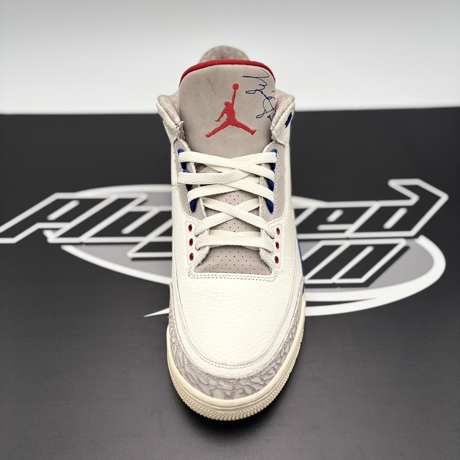 Size 11.5 - Air Jordan 3 Retro ' International Flight ' | GOOD CONDITION!