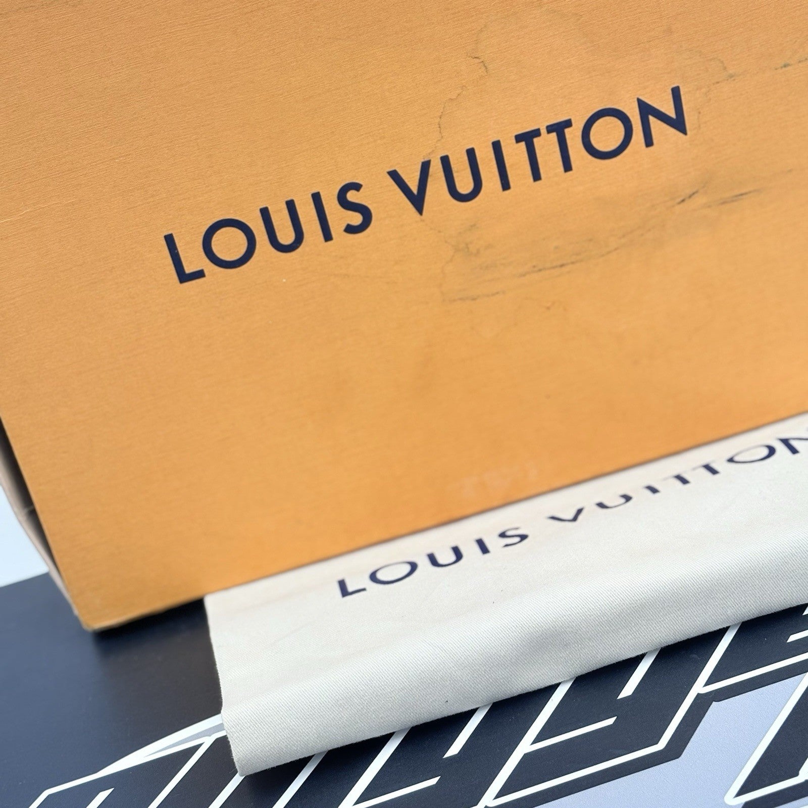 Size 8 LV (9-9.5 US) Louis Vuitton Skate ' Black Grey White ' | SUPER CLEAN!