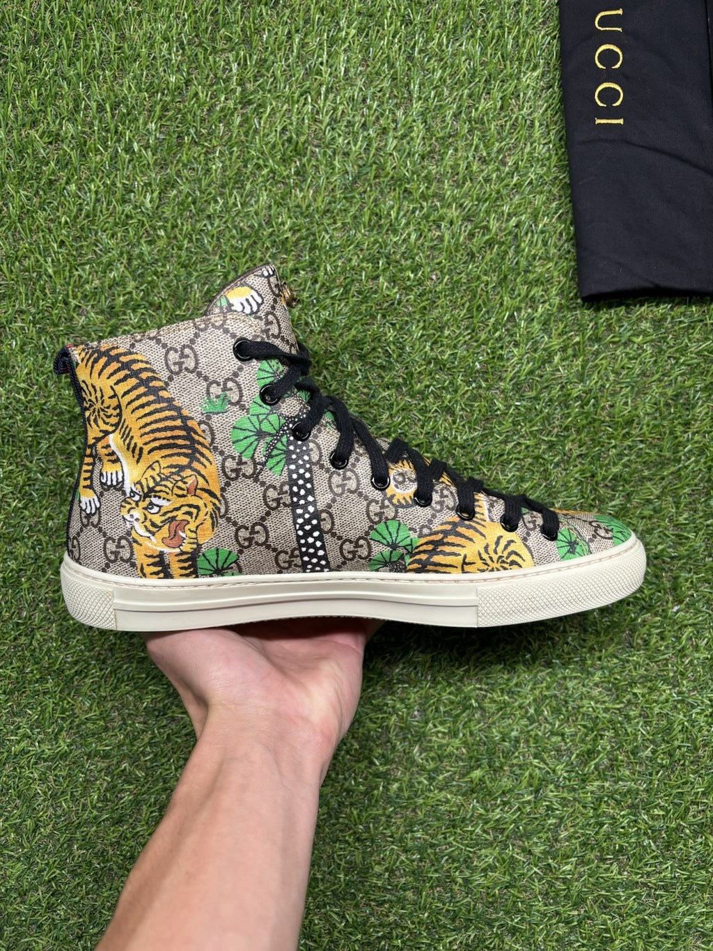 Size 8.5 G (9US) - Gucci GG Supreme High ‘ Bengal ‘ | GREAT COND!