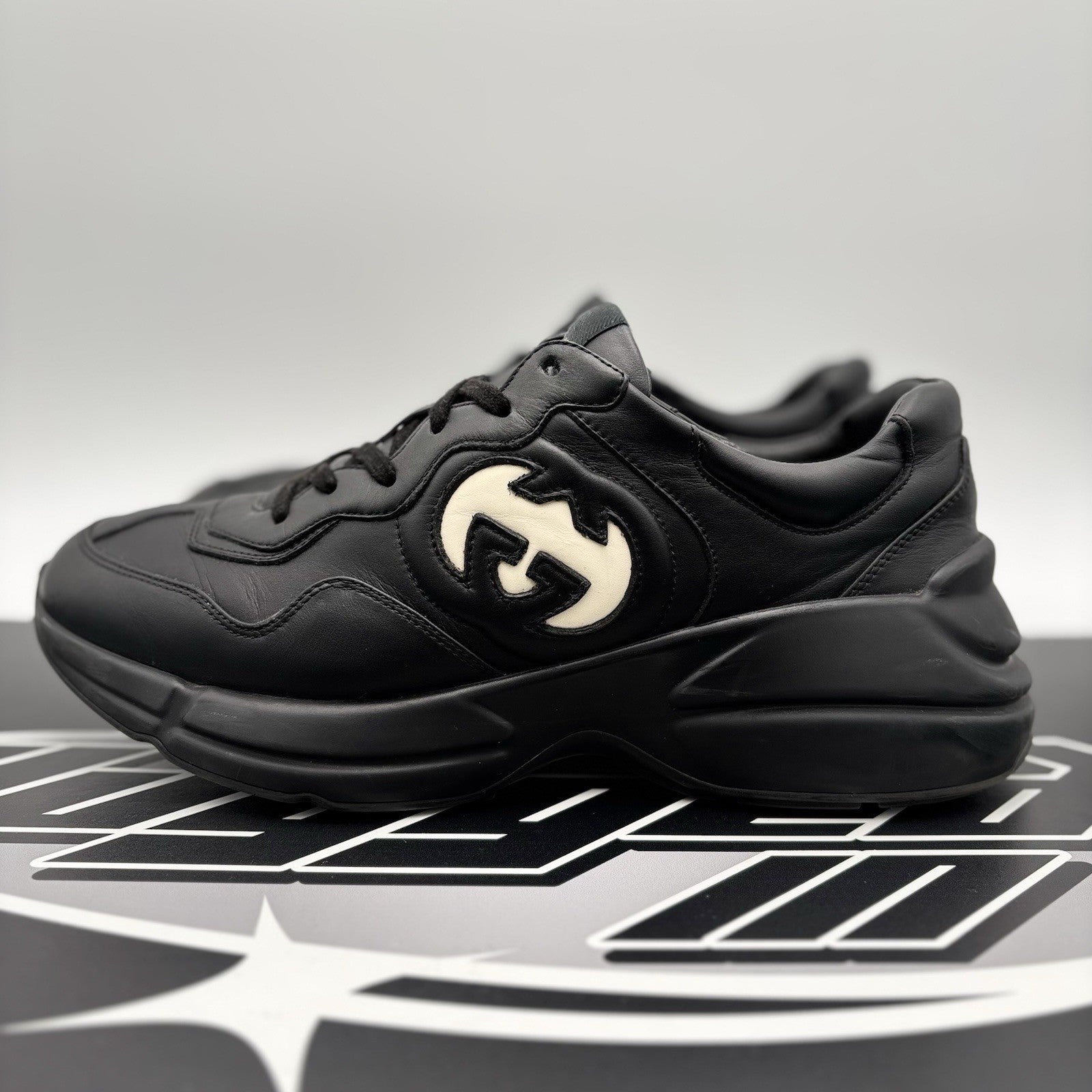 Size 9 G (9.5 US) - Gucci Rhyton Black Leather ' Interlocking G ' | GOOD COND!