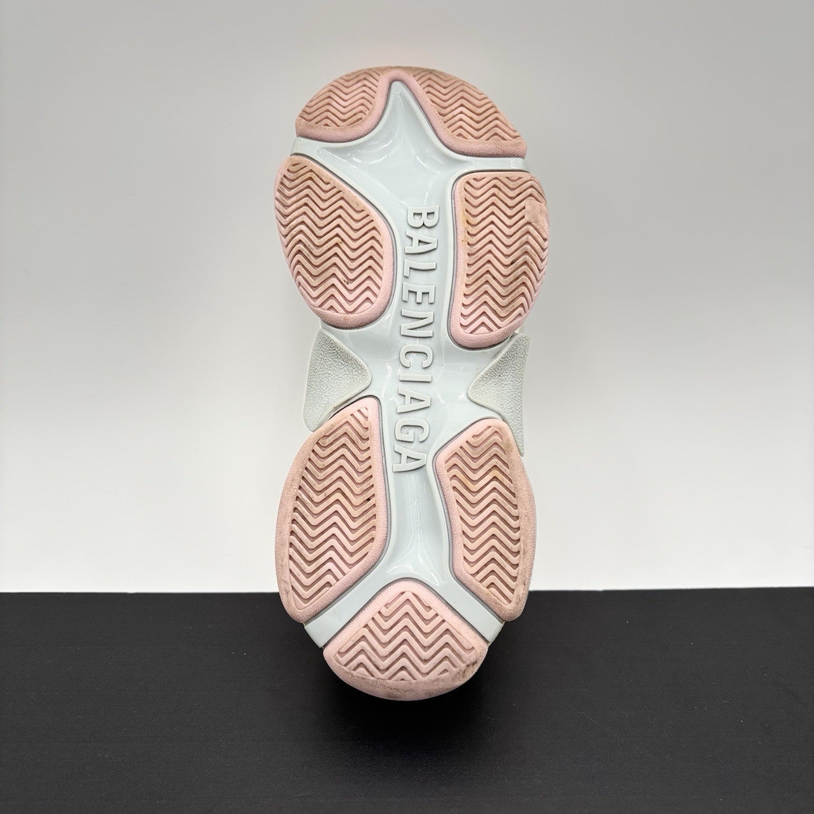 Size 40 (7 US) - Balenciaga Triple S Sneaker ' White, Pink ' | GREAT COND