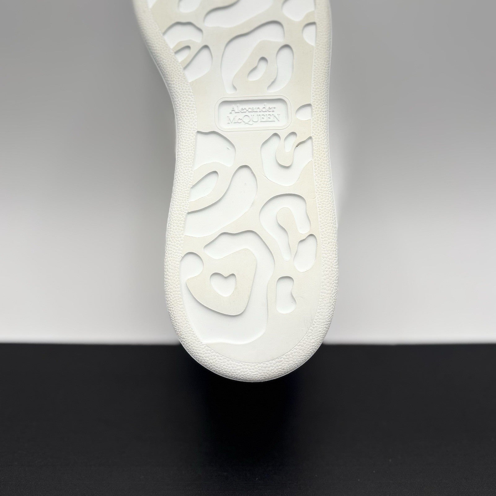 Size 38 - Alexander McQueen Oversized ' White Ultramarine' | GREAT CONDITION!