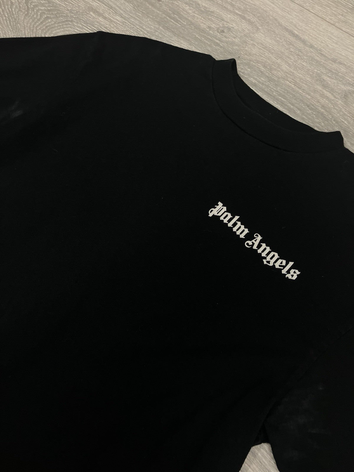 Size Medium - Palm Angels Logo Crew T-Shirt ' Black ' GOOD CONDITION!