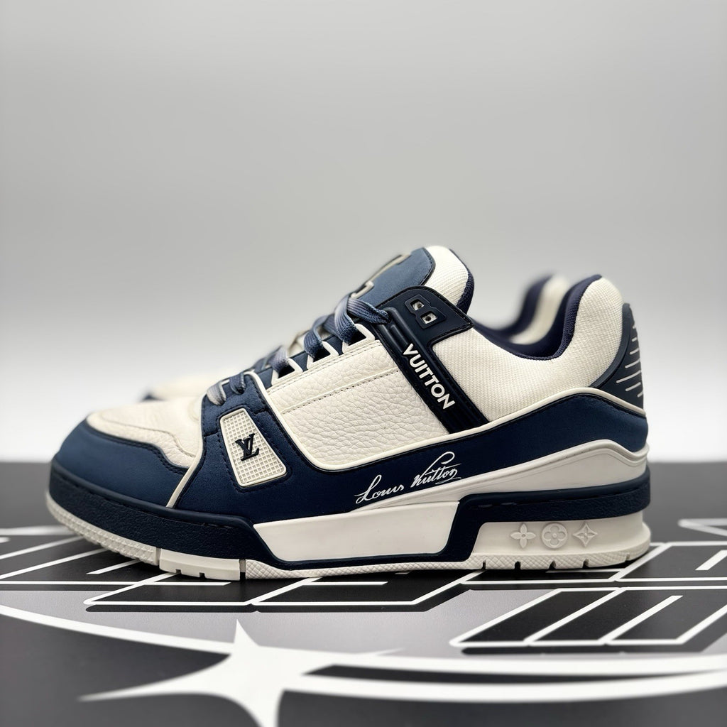 Size 6 LV (7-7.5 US ) Louis Vuitton Trainer ' White, Navy ' | GREAT CONDITION!