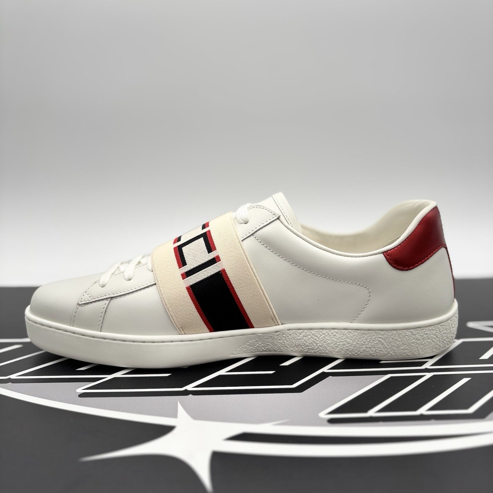 Size 8.5 G (9 US)- Gucci Ace Leather  With Strap ‘ White ’ | NEW!