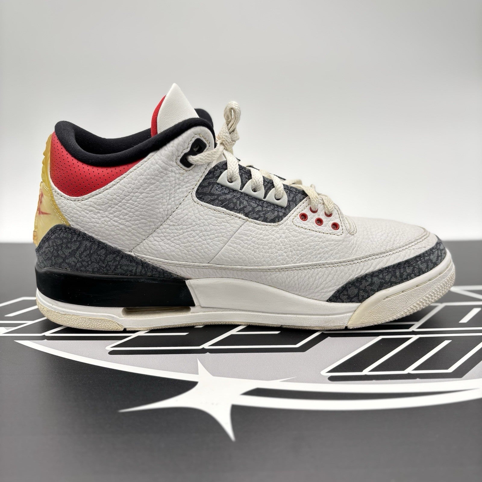 Size 11.5 - Jordan 3 Retro Denim SE Fire Red 2020 | GOOD CONDITION!