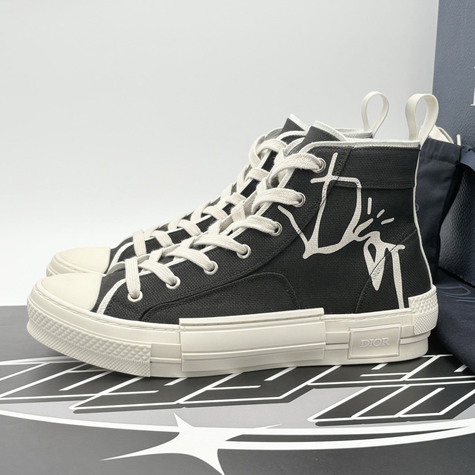 Size 41 (8 US) Dior B23 X Cactus Jack High Canvas ' Black ' | SUPER CLEAN!