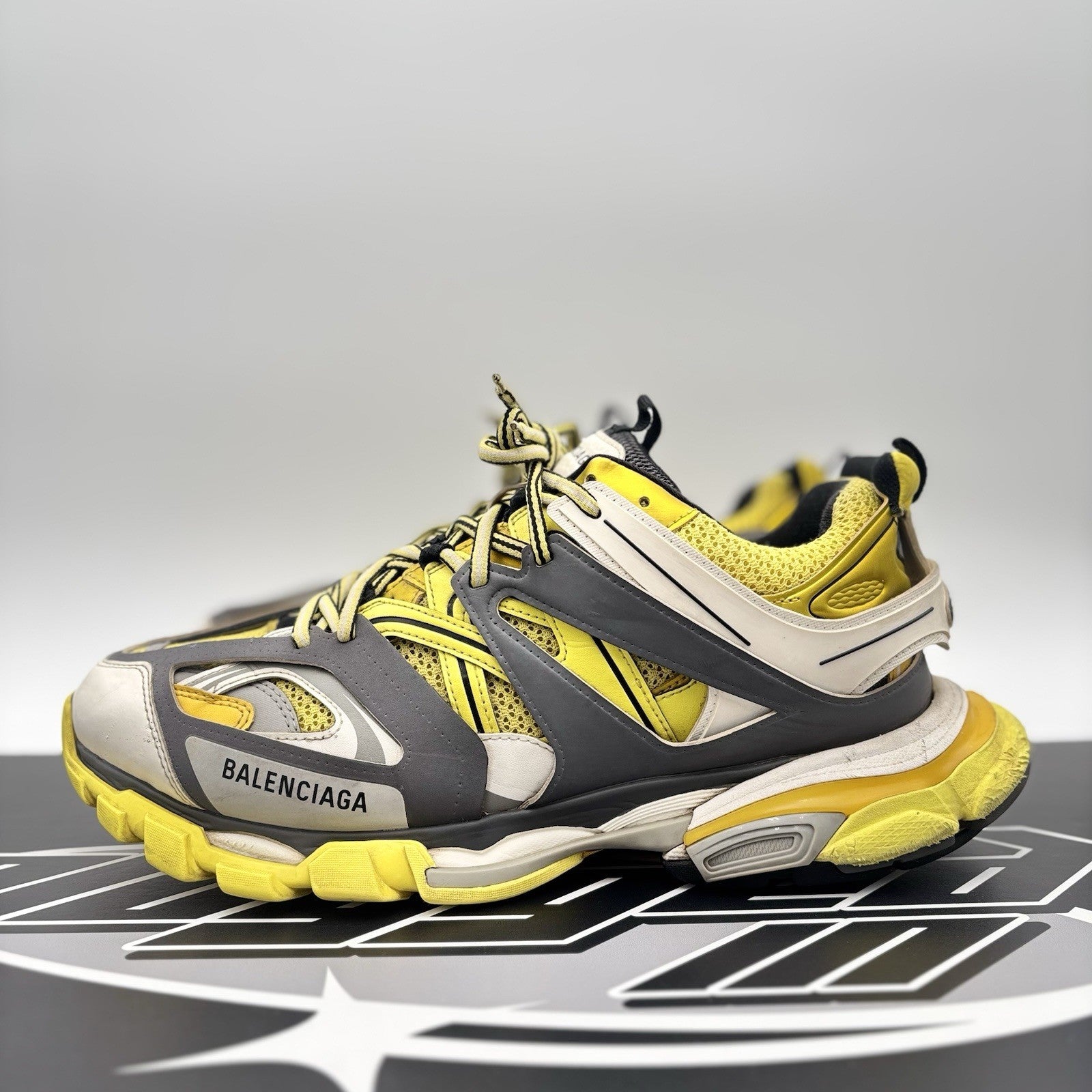 Size 45 (12 US) - Balenciaga Track ' White Yellow ' | GOOD CONDITION!