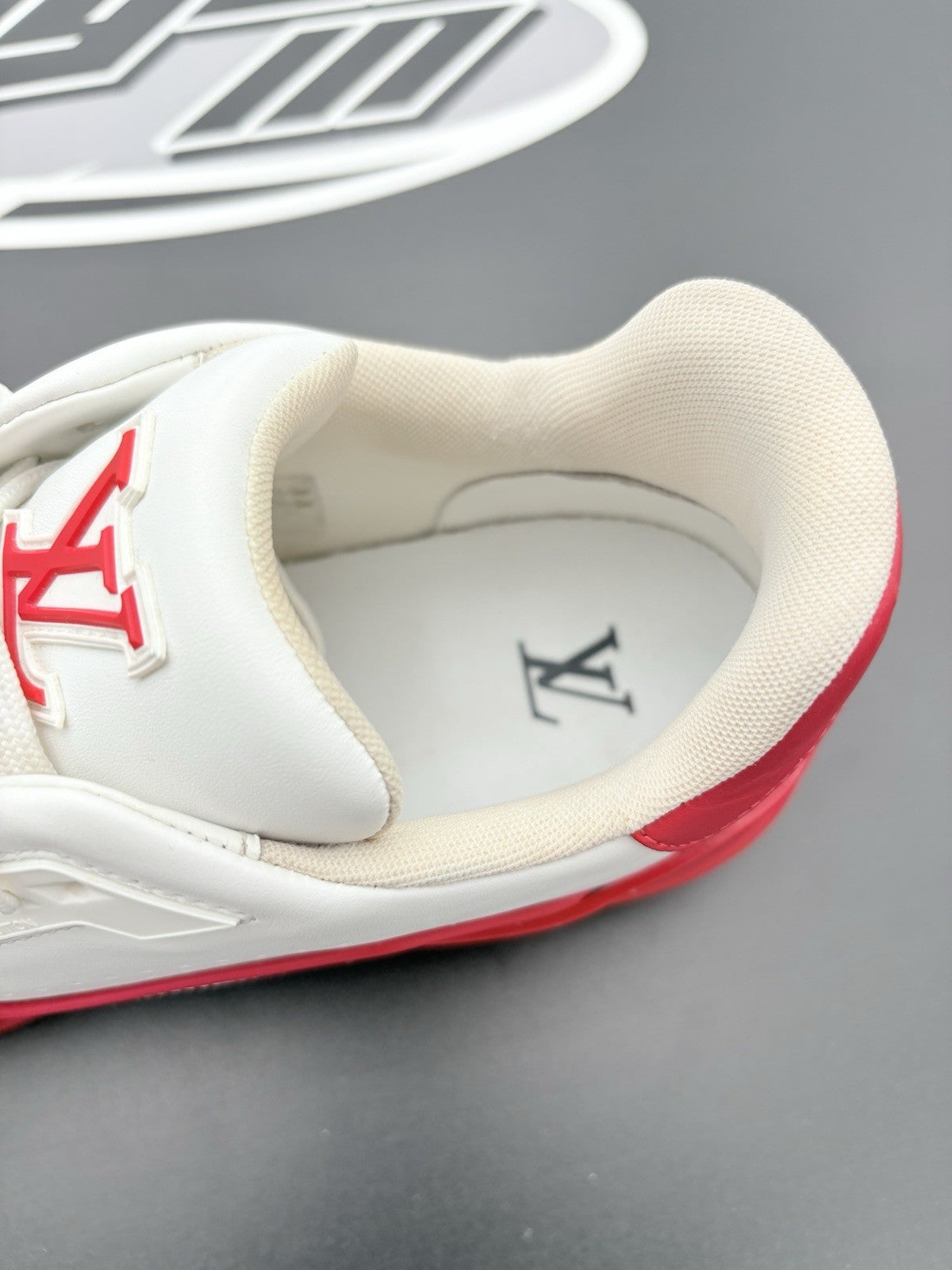 Size 8.5 LV (9.5-10 US) - Louis Vuitton Trainer  ' Red White ' | SUPER CLEAN!