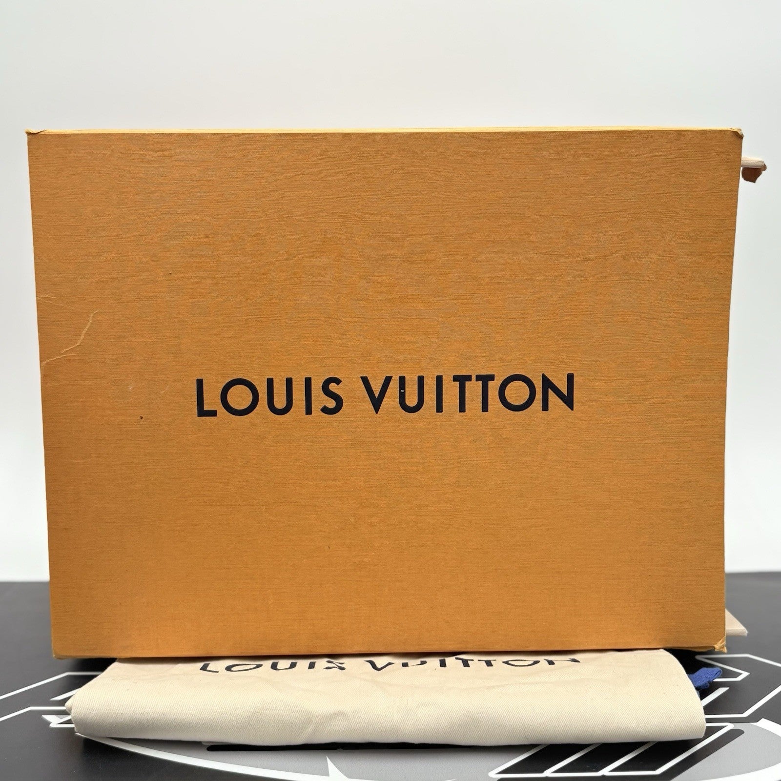 Size 7 LV (8-8.5 US) Louis Vuitton Eclipse Rivoli ' Black ' | SUPER CLEAN!