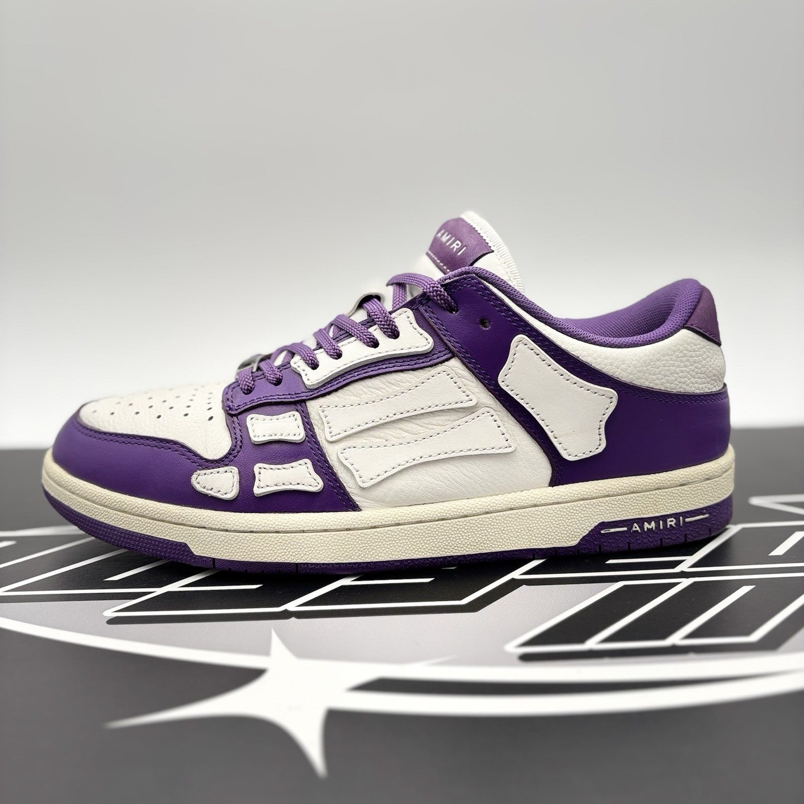 Size 43 (10 US) - Amiri Bandana Skel Low Top ' White, Purple ' | GREAT COND!