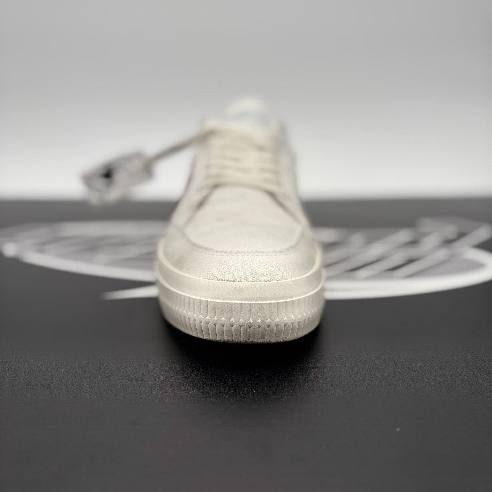 Size 40 (7 US) - Off-White Vulc Sneaker ' White ' | GREAT CONDITION!