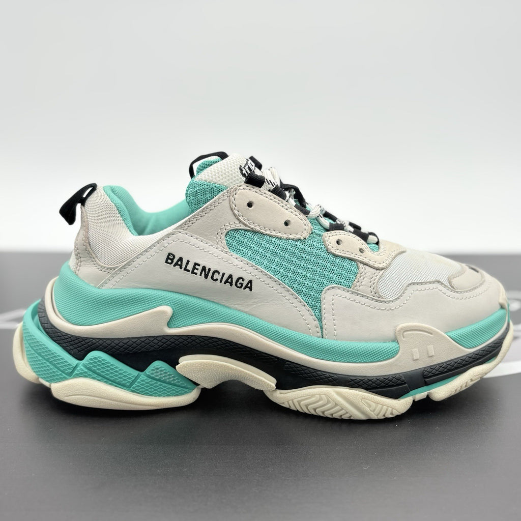 Size 40 - Balenciaga Triple S ' White Teal ' | GREAT CONDITION!