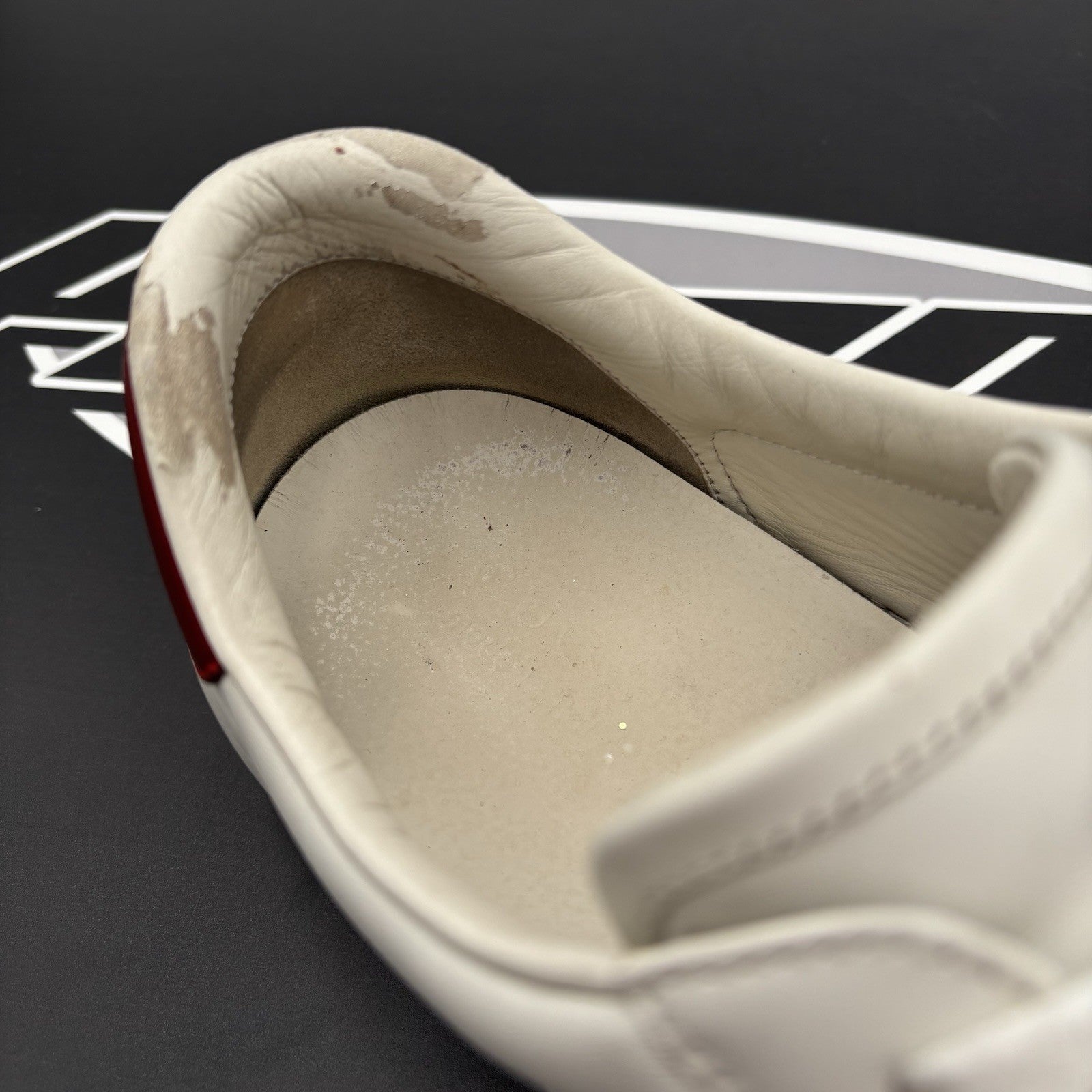 Size 9 G (9.5 US) - Gucci Ace Leather  With Strap ' White '
