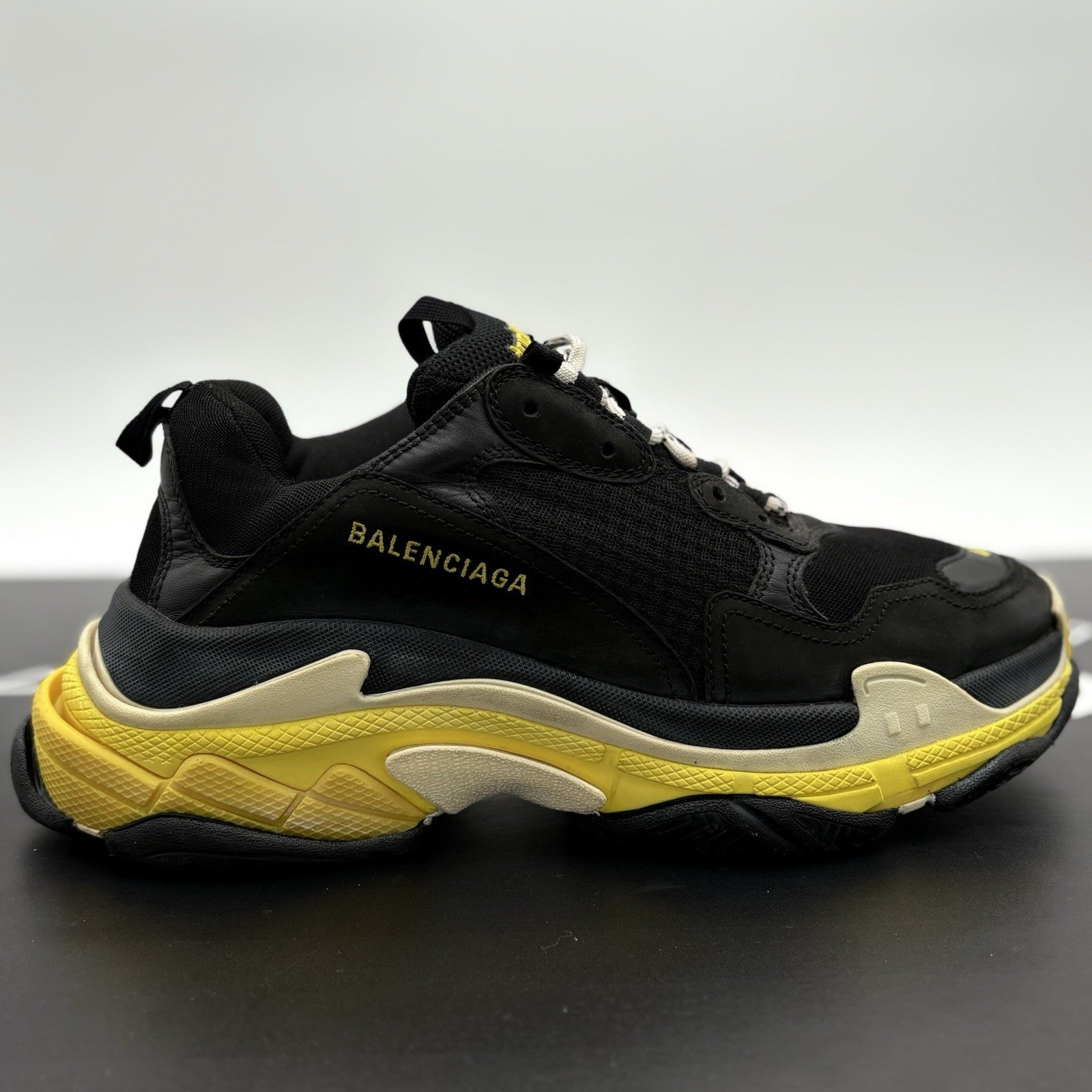 Size 43 (10 US) - Balenciaga Triple S ' Black Yellow ' | GREAT CONDITION!
