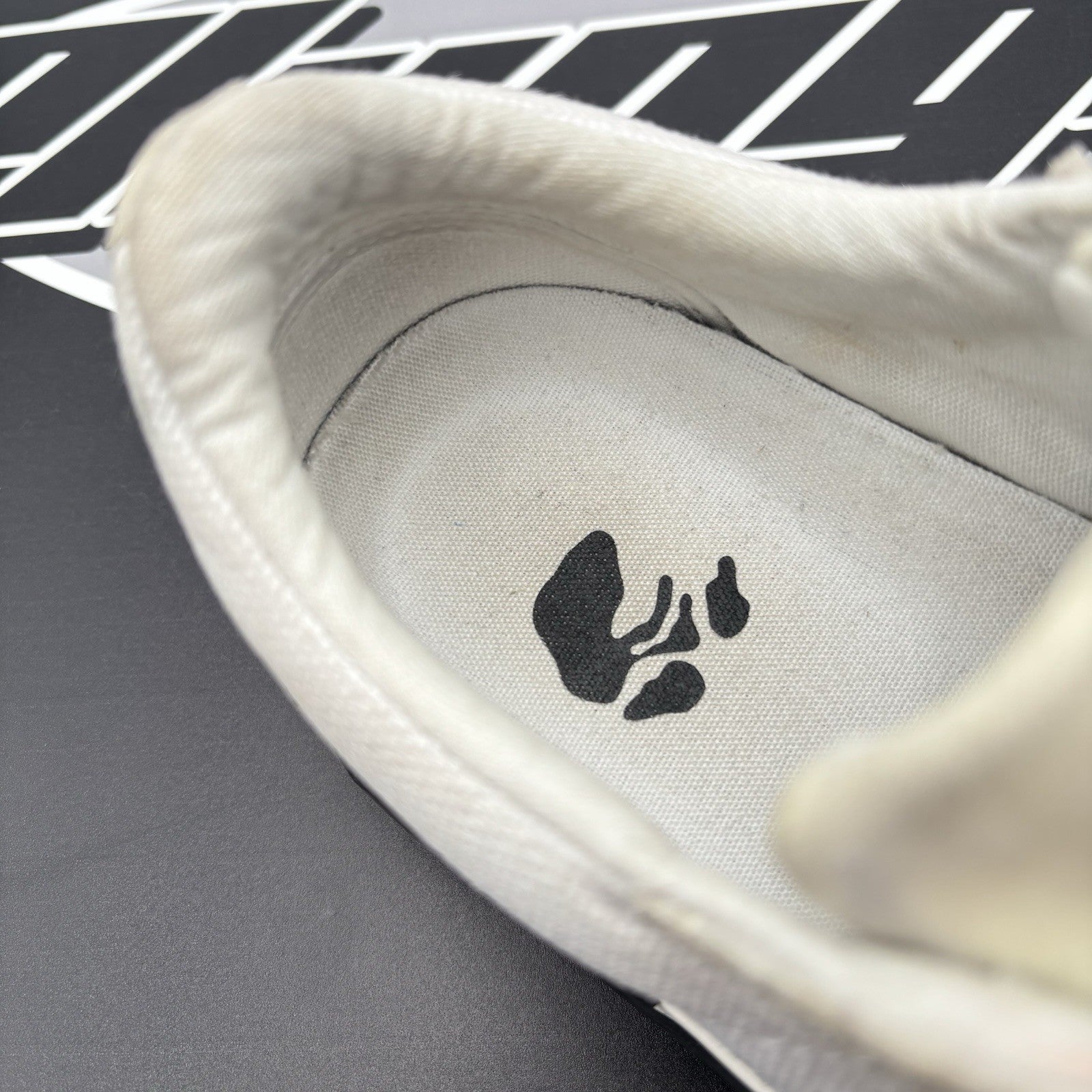 Size 41 (8 US) Off-White Vulc Sneaker ' Canvas White, Black ' | GOOD CONDITION!