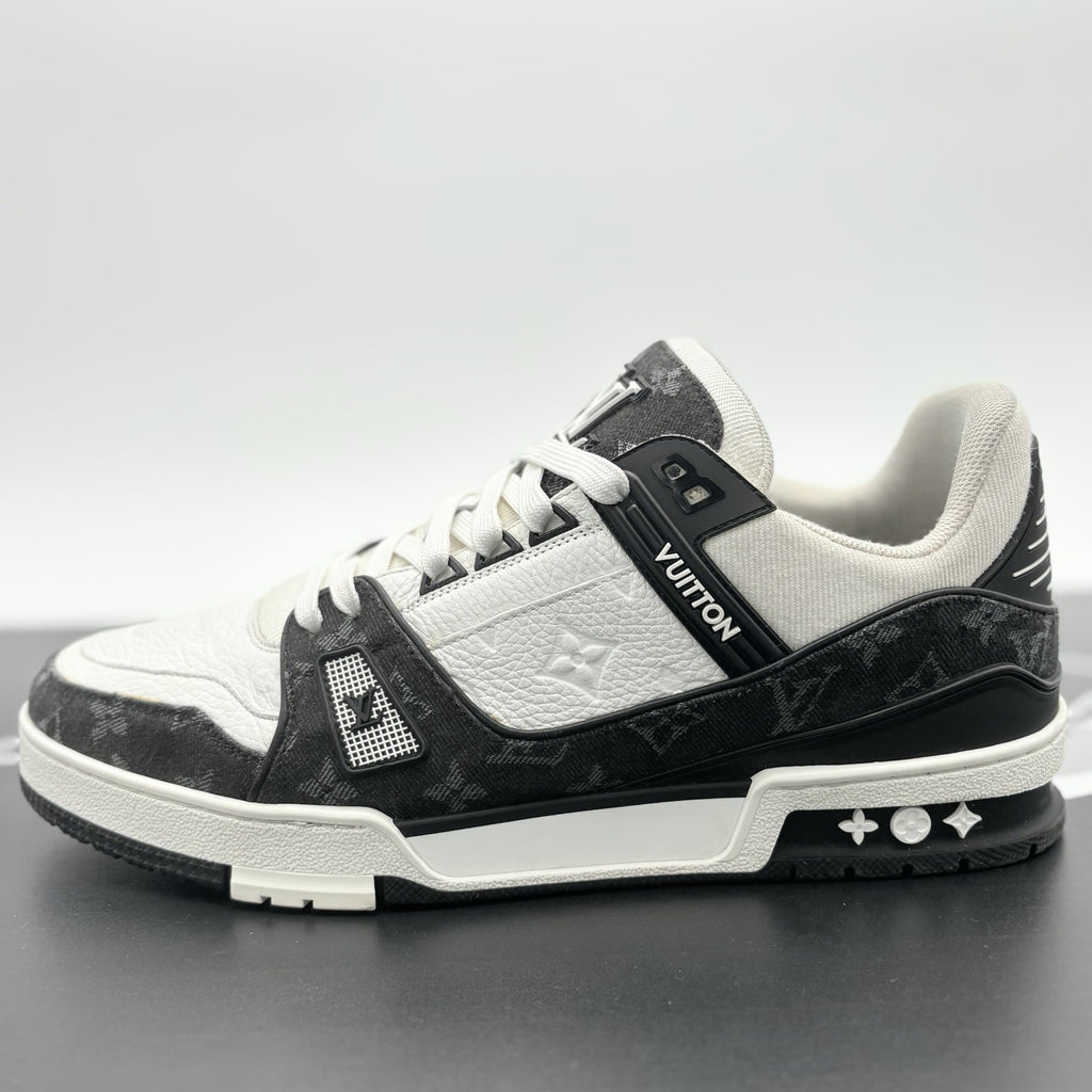 Size 10 LV (11-11.5 US) Louis Vuitton Trainer ' Black White ' | GREAT CONDITION!