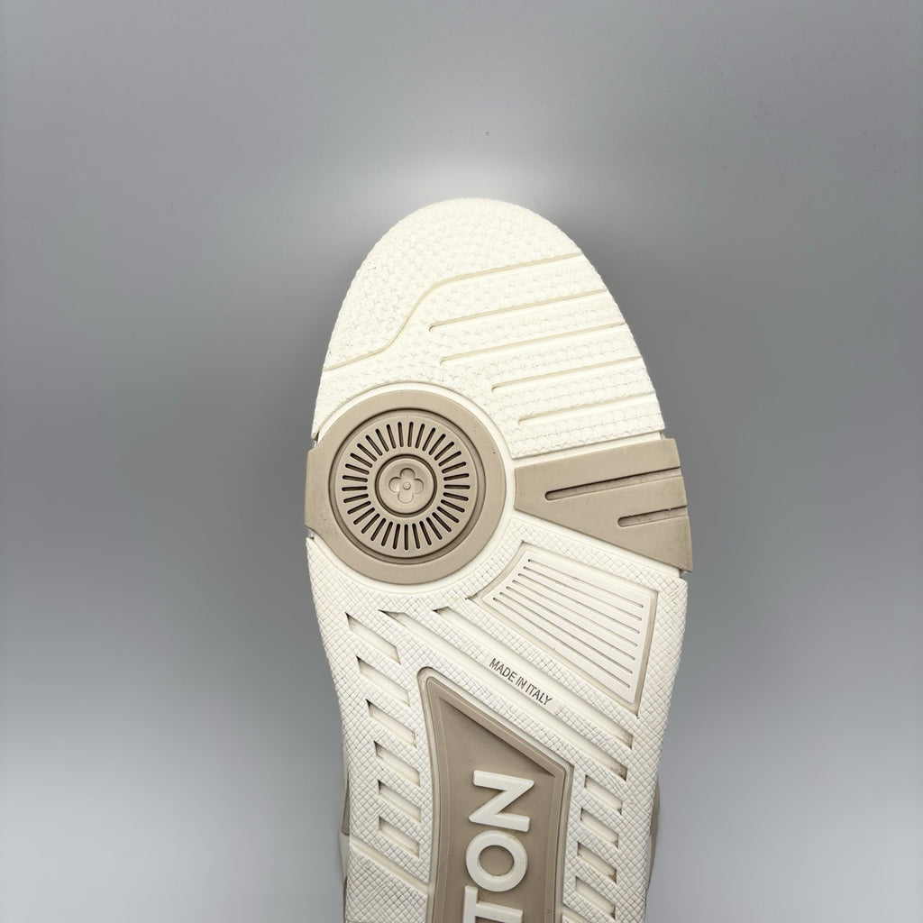 Size 7 LV (8-8.5 US) - Louis Vuitton Skate ' Beige White ' | EXCELLENT COND!