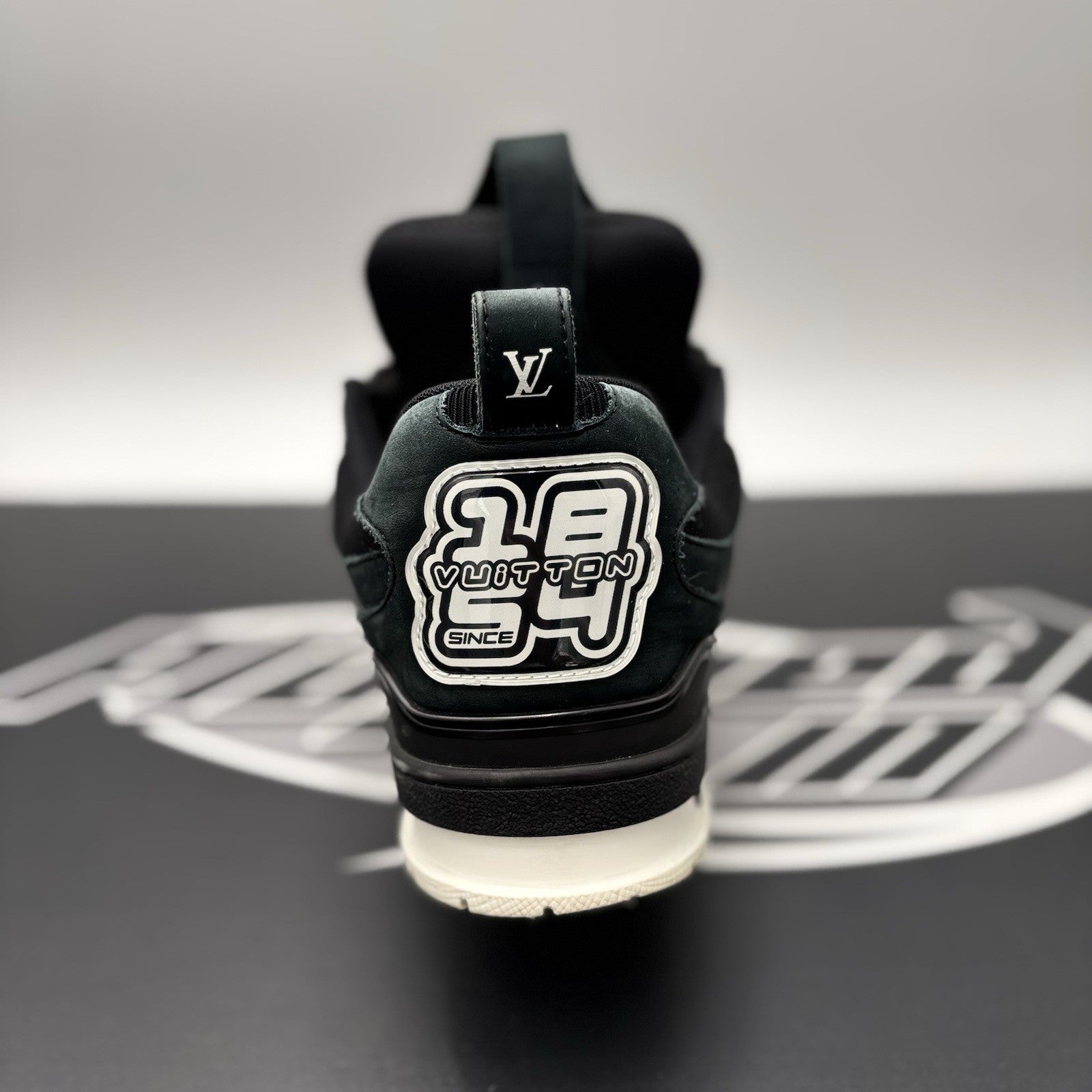 Size 8.5 LV (9.5-10 US) Louis Vuitton Skate ' Black White '