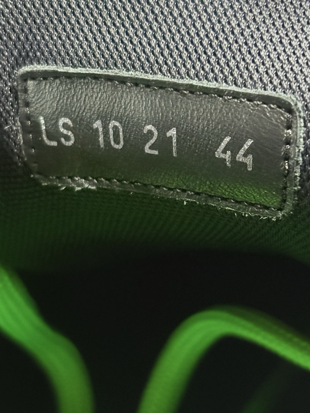 Size 44 (11 US) - Dior B22 Sneaker ' Khaki Pistachio ' | EXCELLENT CONDITION!