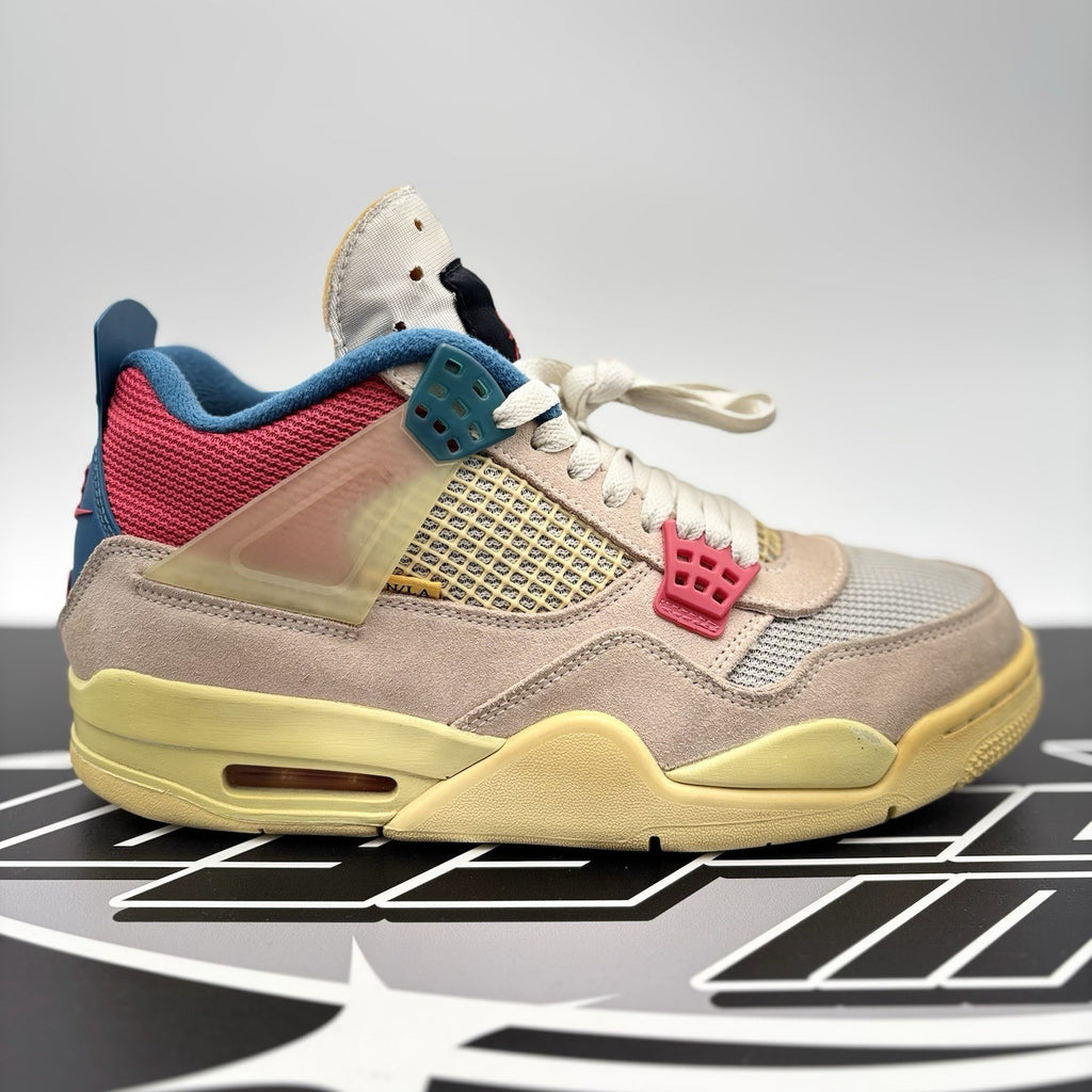 Size 9 - Jordan 4 Retro x Union LA Mid Guava Ice | GREAT CONDITION!
