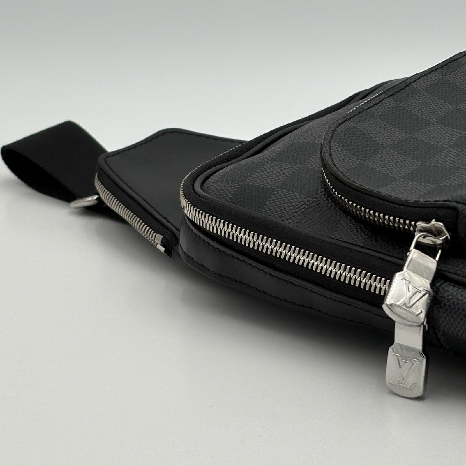Louis Vuitton Sling Bag Damier Graphite Canvas ' Black ' | SUPER CLEAN!