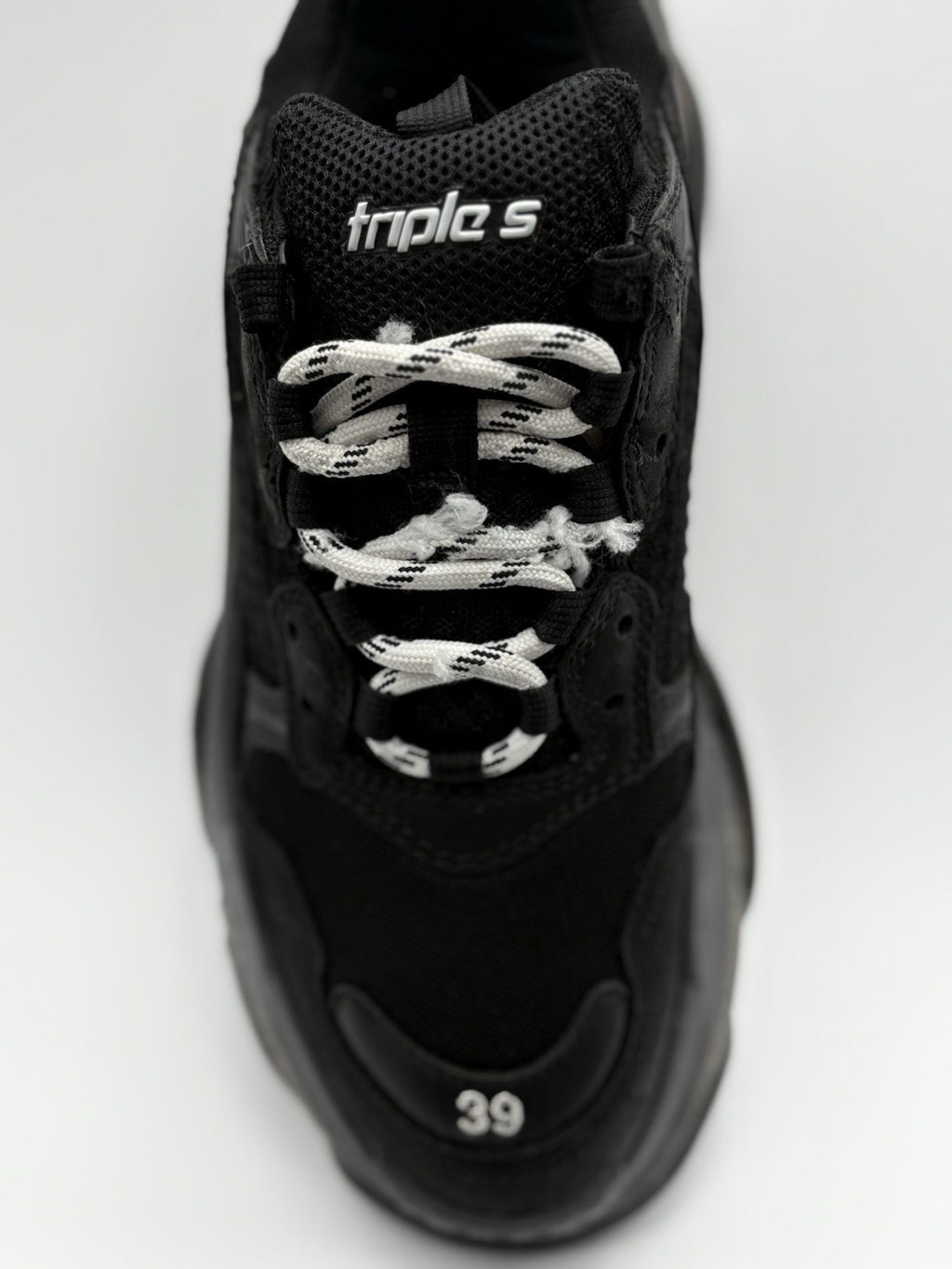 Size 39 - Balenciaga Triple S ' Black ' | SUPER CLEAN!