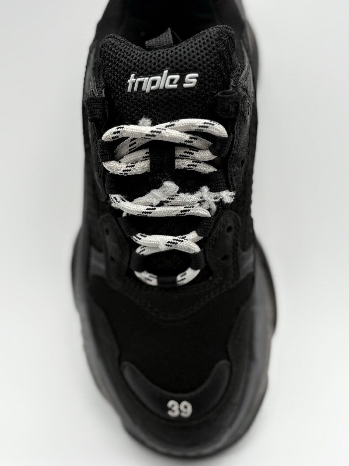 Size 39 - Balenciaga Triple S ' Black ' | SUPER CLEAN!