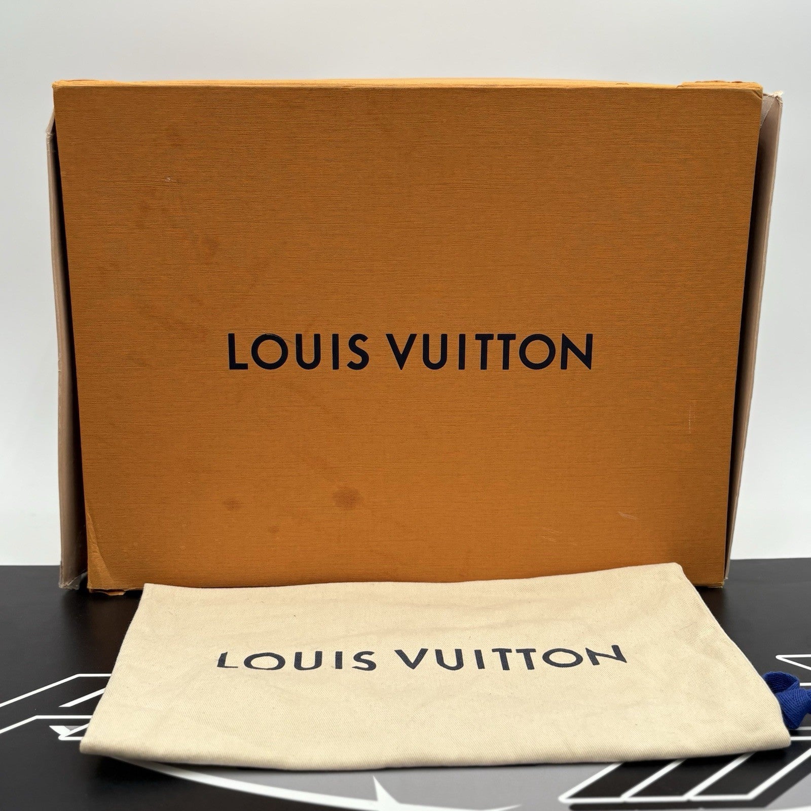 Size 8 LV (US 9-9.5) Louis Vuitton Trainer ' Damier Denim ' | GOOD CONDITION!
