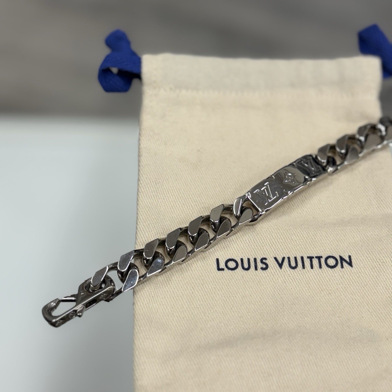 Louis Vuitton Monogram Chain Bracelet | WORN 1-3x | SUPER CLEAN!