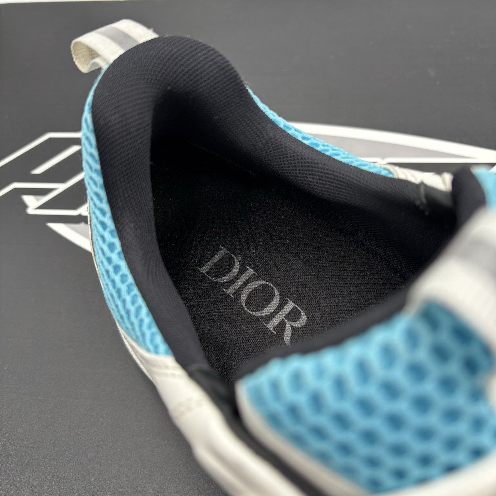 Size 46 EU (13 US) - Dior B22 ‘ White, Teal’ | GREAT CONDITION!