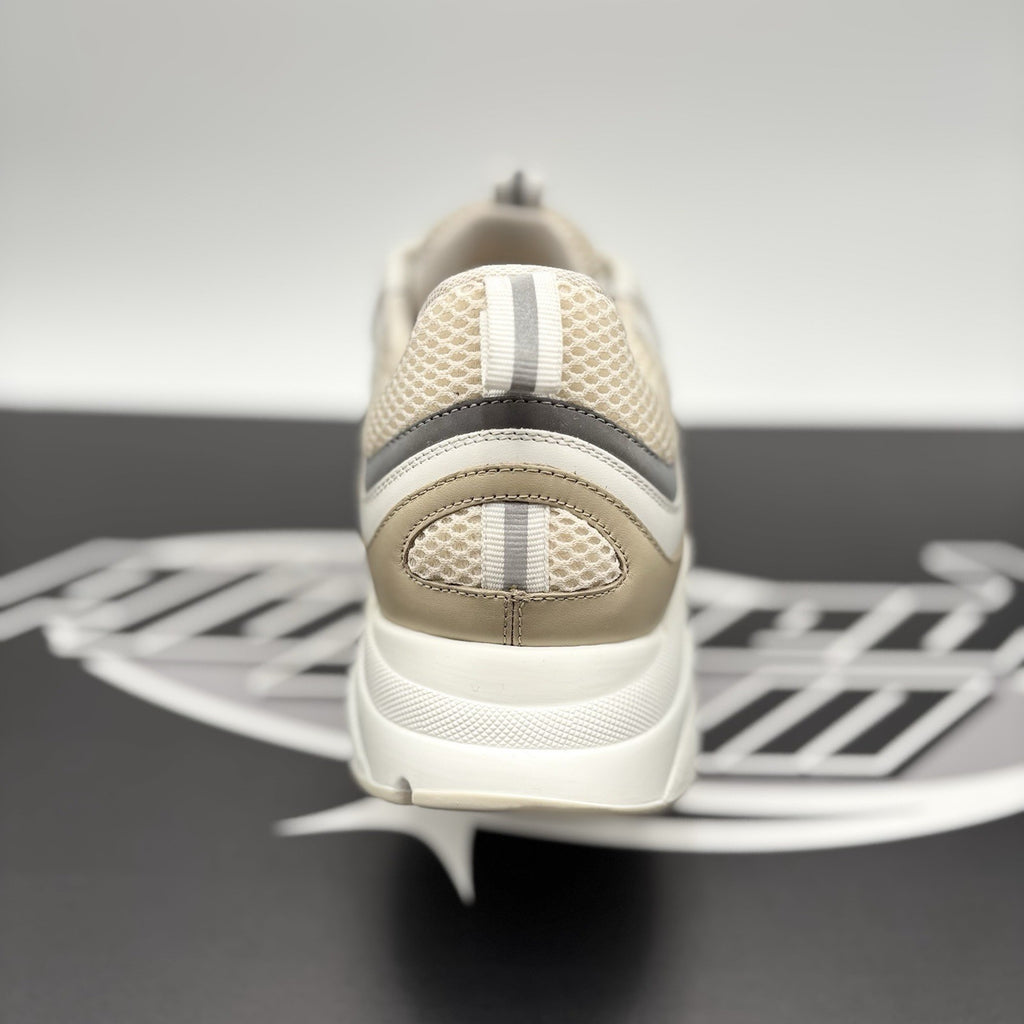 Size 44 (11 US) - Dior B22 Sneaker ' White, Beige ' | GREAT CONDITION!